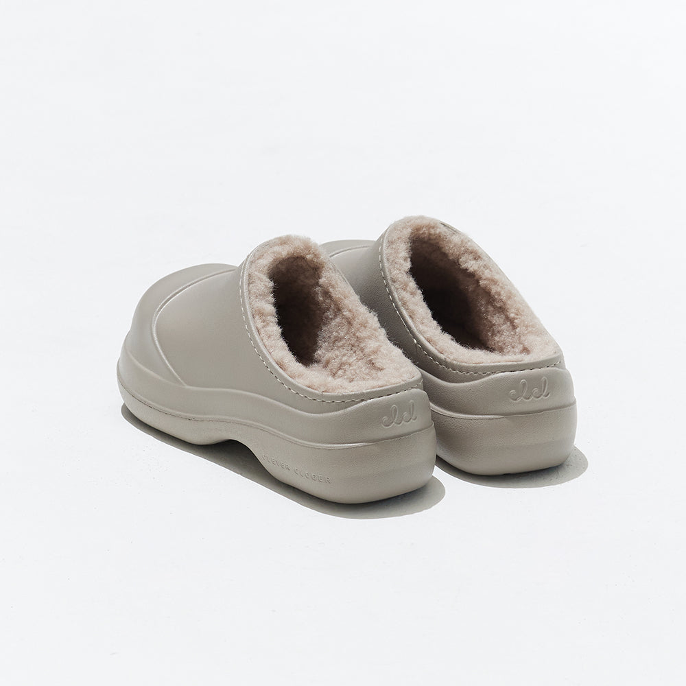 Wednesday Evening Winter Clog