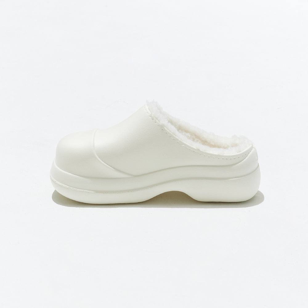 Wednesday Evening Winter Clog