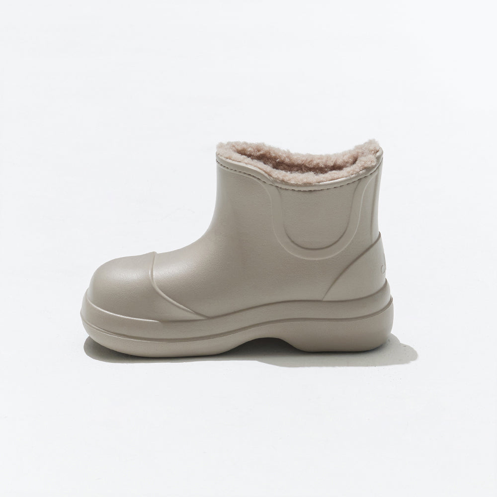 Wednesday Evening Winter Boots